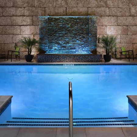 Springhill Suites By Marriott San Antonio Northwest At The Rim Экстерьер фото
