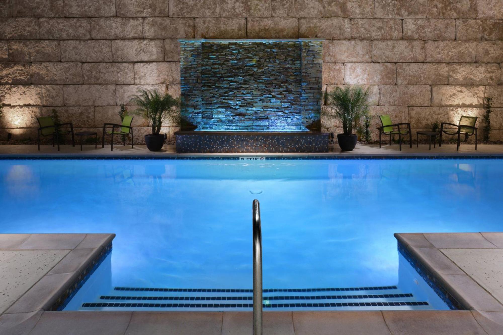 Springhill Suites By Marriott San Antonio Northwest At The Rim Экстерьер фото